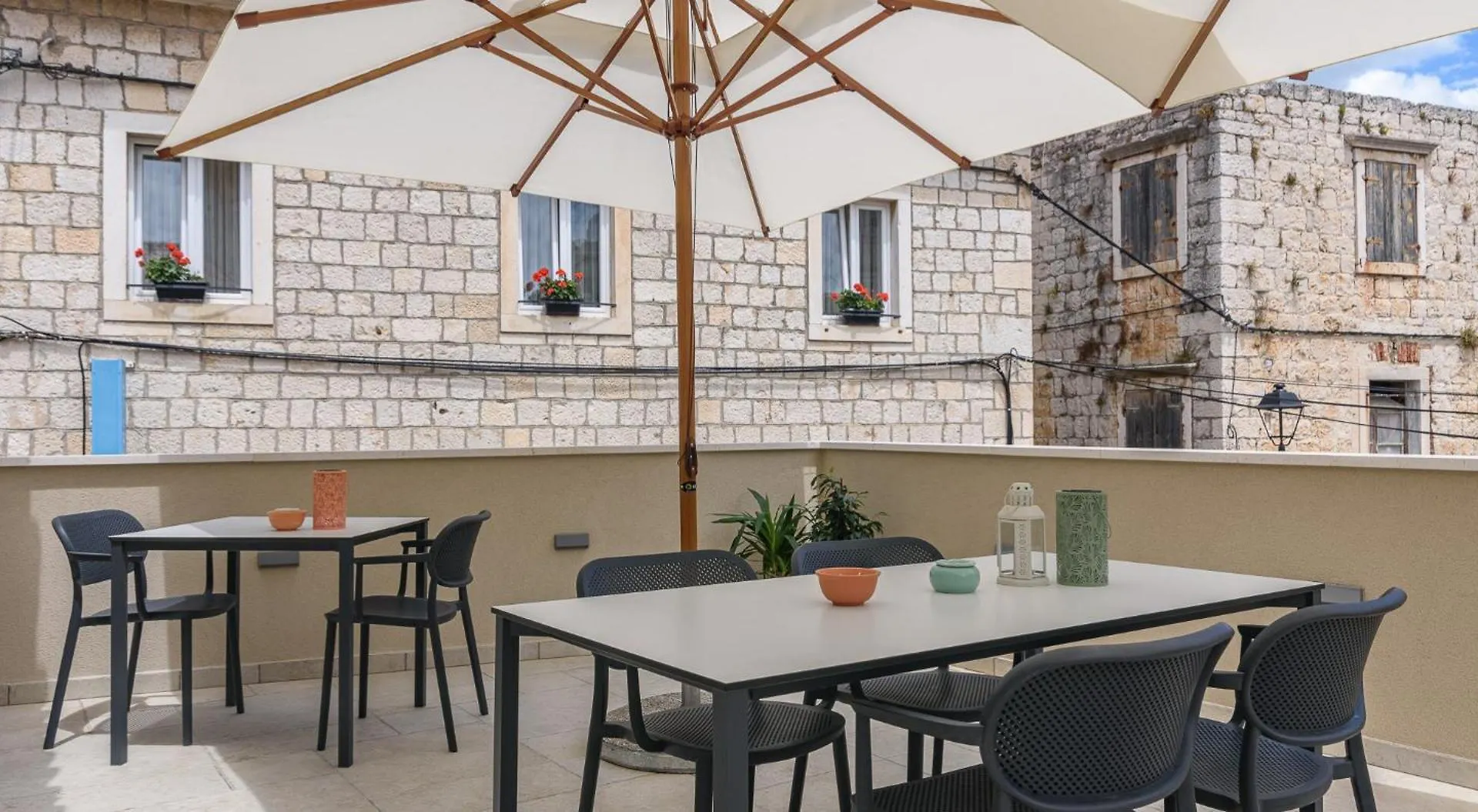 Apartman Oleander Trogir Suites